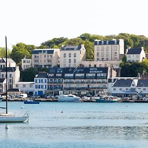 Le Goyen Hotel